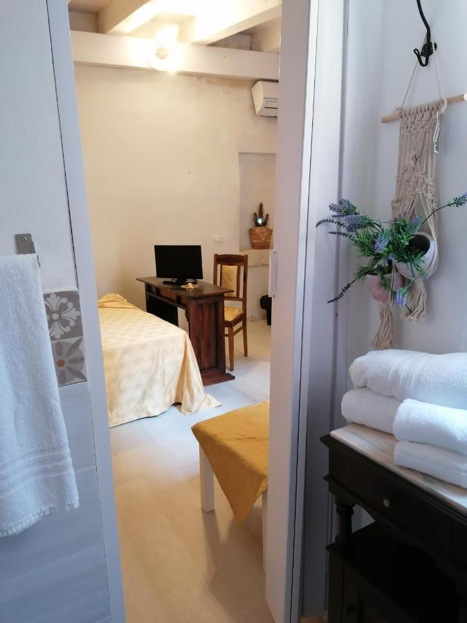 Il Cortiletto Di Via Minniti Bed and breakfast