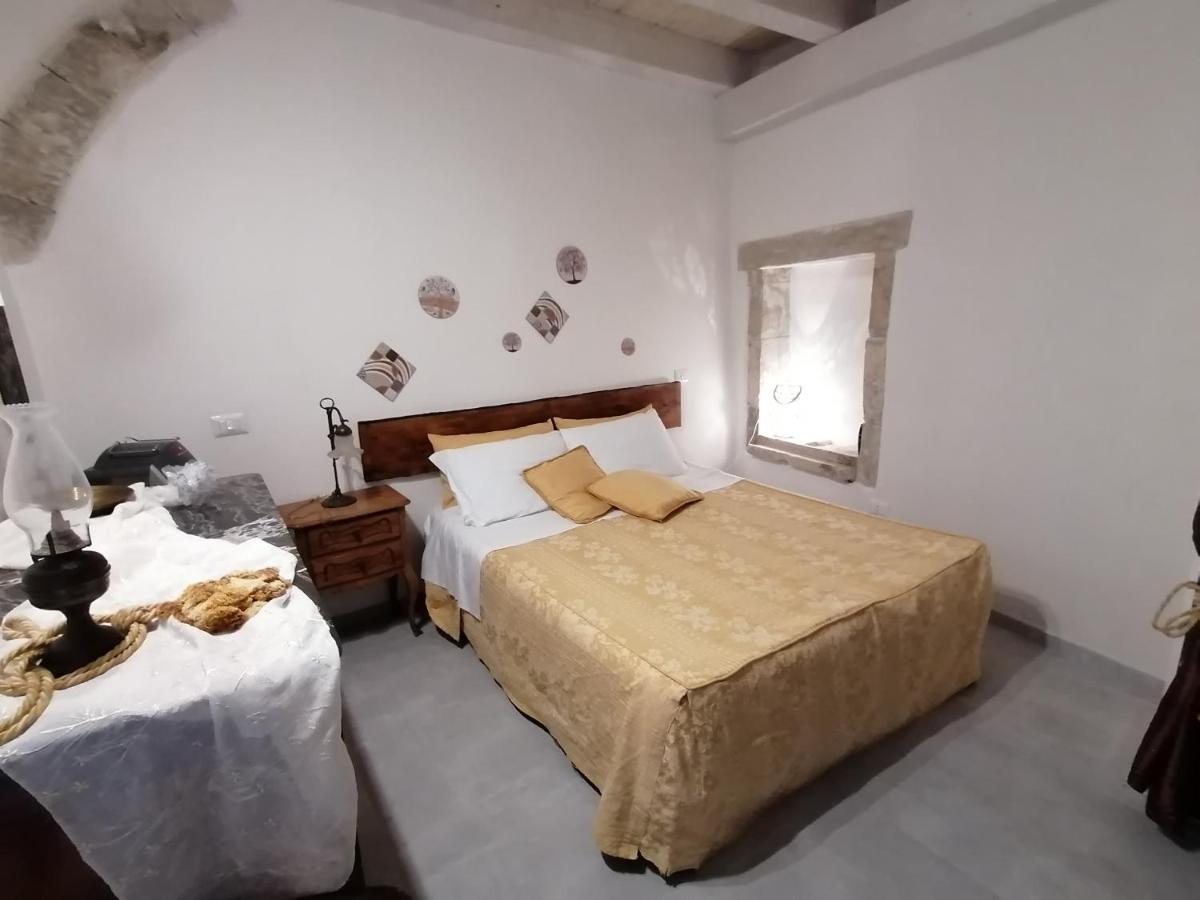 Il Cortiletto Di Via Minniti Bed and breakfast *