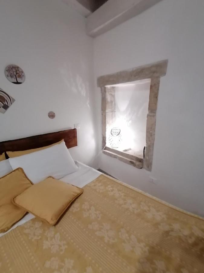 Couette-café Il Cortiletto Di Via Minniti Syracuse